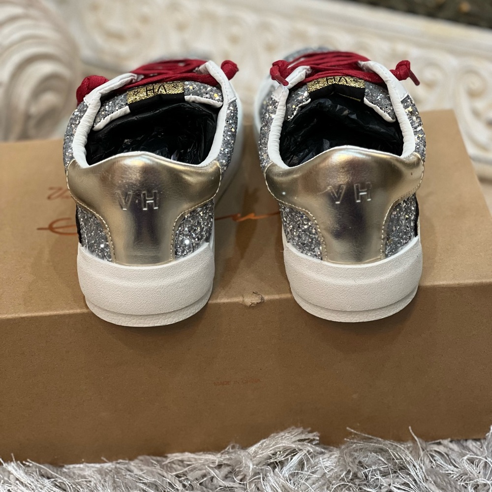 Limitless Sneaker - Silver Glitter with blue star - Picture 4 of 5